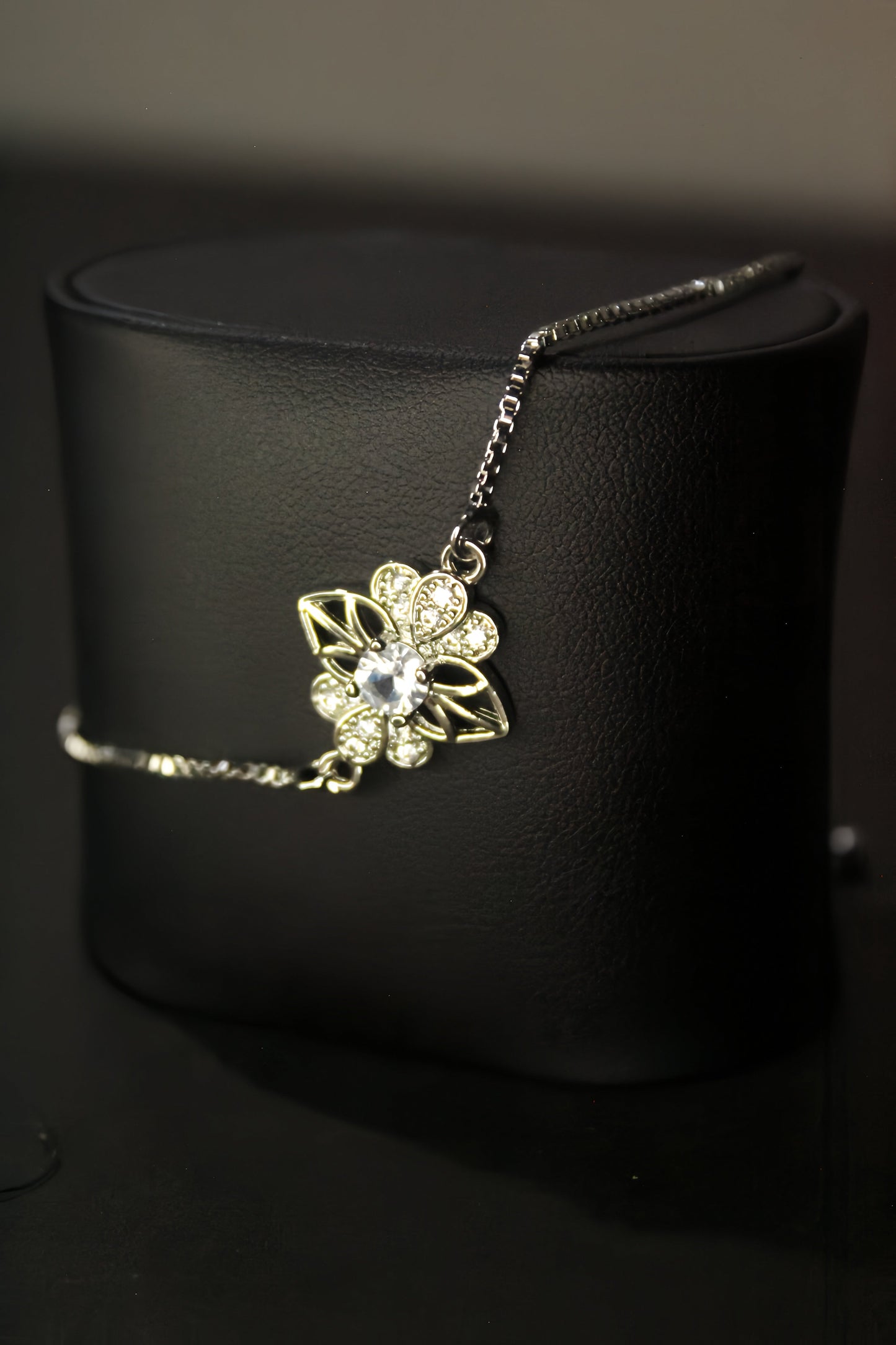 Floral Design Bracelet  With Transparent Zircon