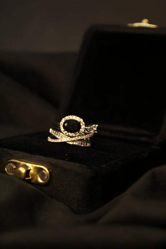 1-Carat Black Halo Gemstone Ring with Criss-Cross Diamond Band