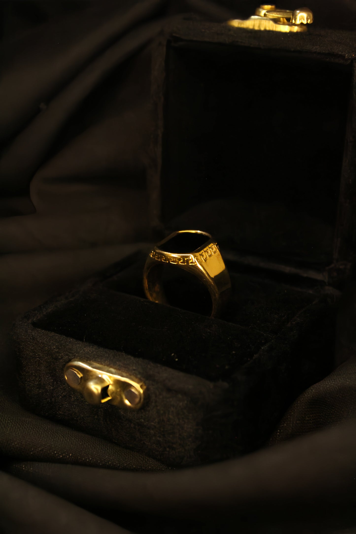 Gold Black Onyx Ring