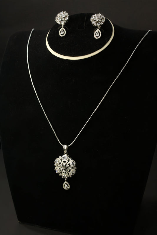 1-Carat Elegance Set Design With Zircon